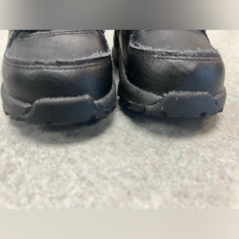 Nike Manoa Leather Boots Toddler Kids Size 5C Black BQ5374-001 EUC - Picture 3 of 6